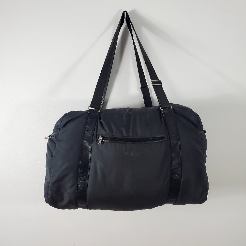 M0851 Nylon Duffle Bag Back